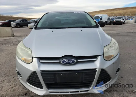 2014 Ford Focus Se из США, поврежденный, VIN 1FADP3F21EL173142